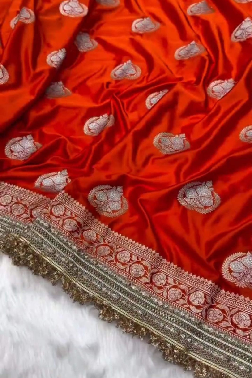 Mashru Silk Banarasi Saree image 2