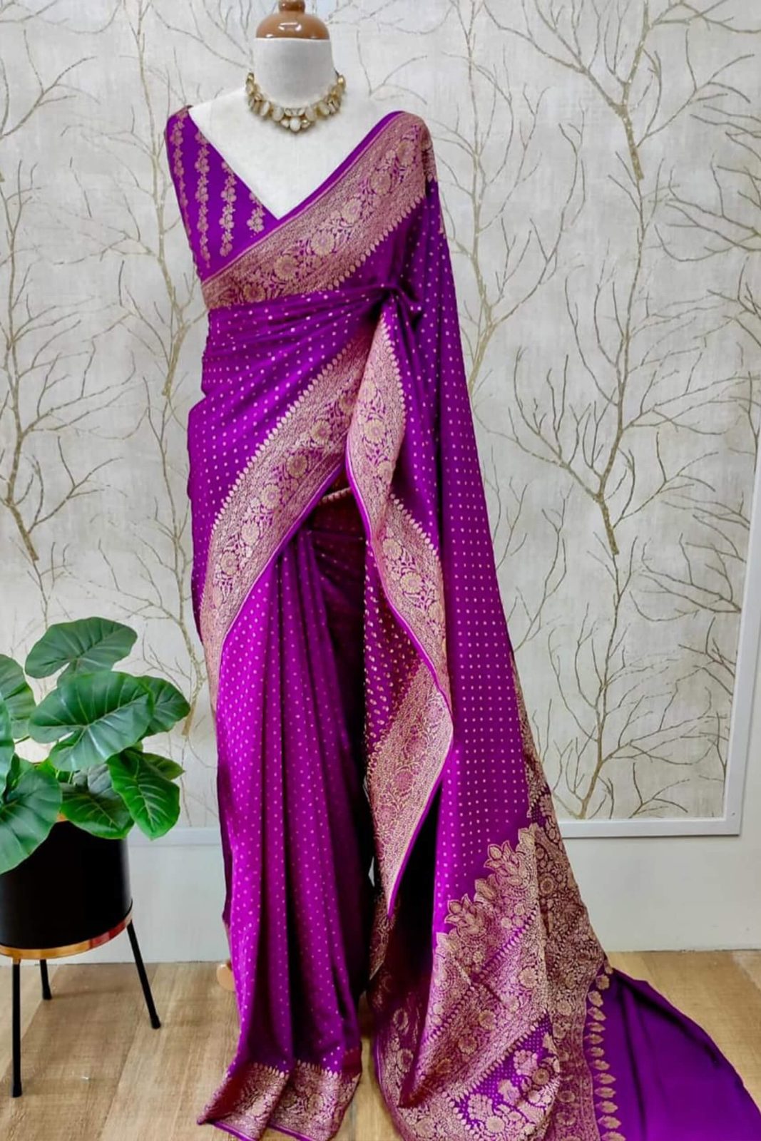 Pure Khadi Crepe Georgette Silk Saree image 5