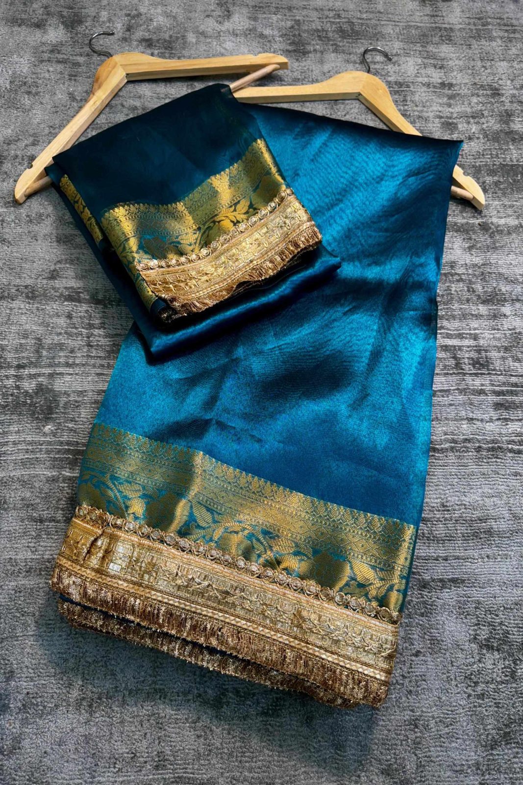 Banarasi Soft Glass Tissue Silk Saree image 0