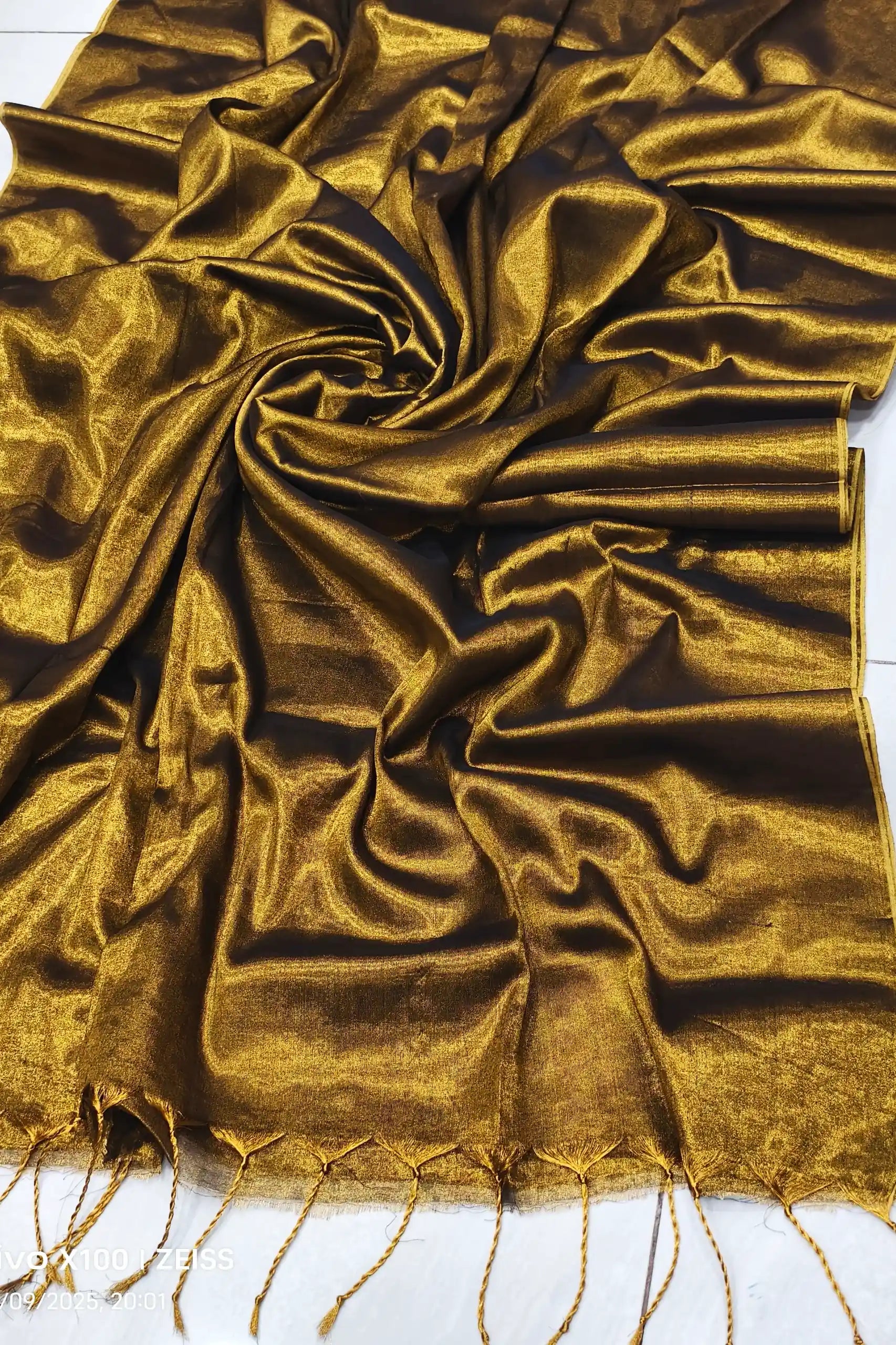 Suvarna - Raga Tissue Golden