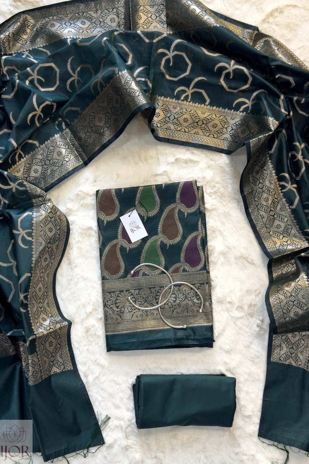 Verdant Green Semi Kattan Silk in Rangkaat Pattern Unstitiched Suit