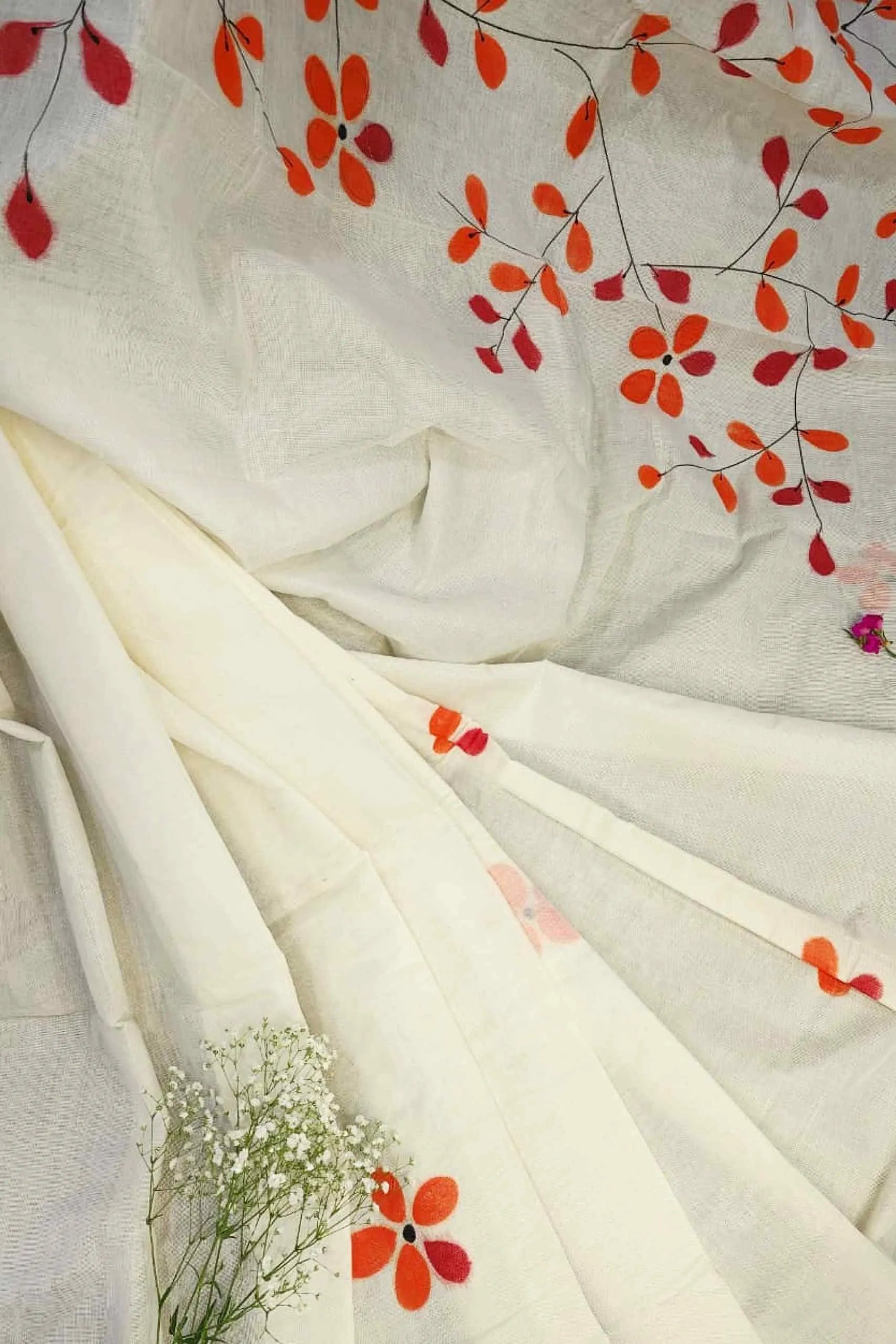 Alpona - Hand Painted Mul Cotton Saree - Off White